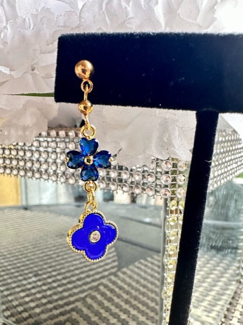 Sapphire Clover Earrings